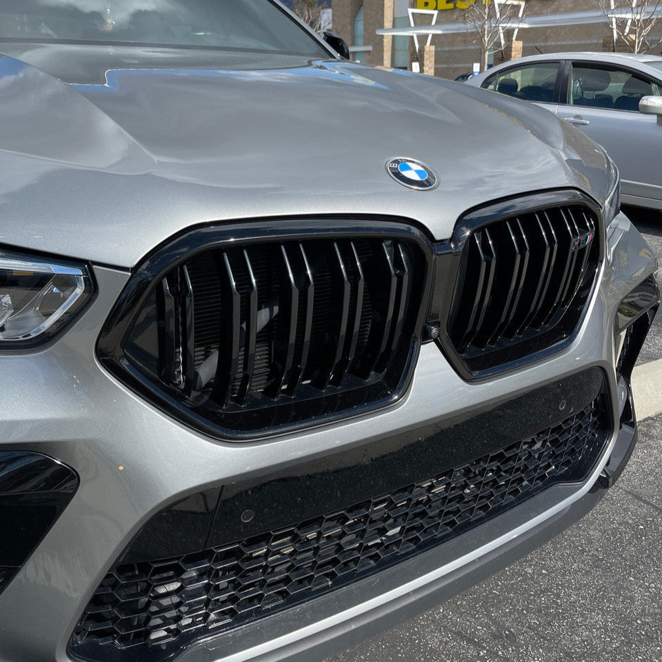 BMW X6 & X6M G06 F96 LCI Gloss Black Double Slat Front Grills (2023+)